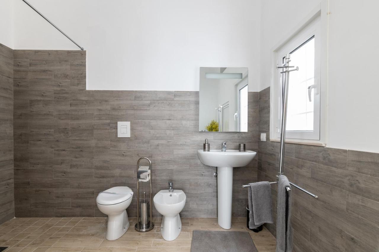 Palazzo Toselli Apartment Ostuni Ngoại thất bức ảnh